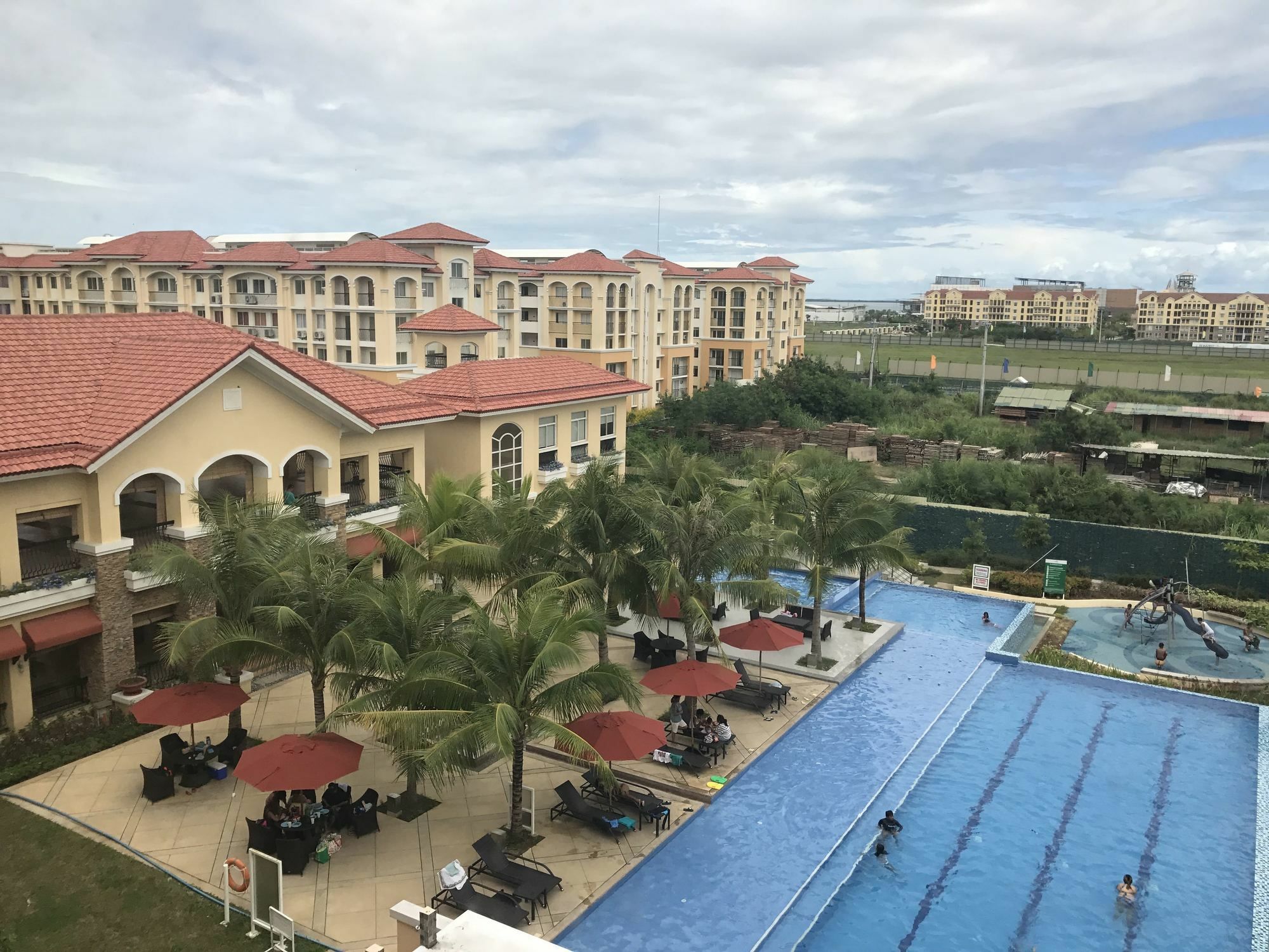 San Remo Oasis Serviced Apartments Cebu Stadt Exterior foto